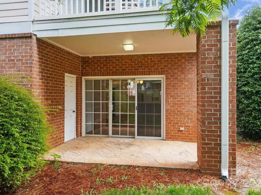 8731 Coralbell Lane, Charlotte, NC 28213.  MLS# CAR4258798, YatesRealty ID 13788. 