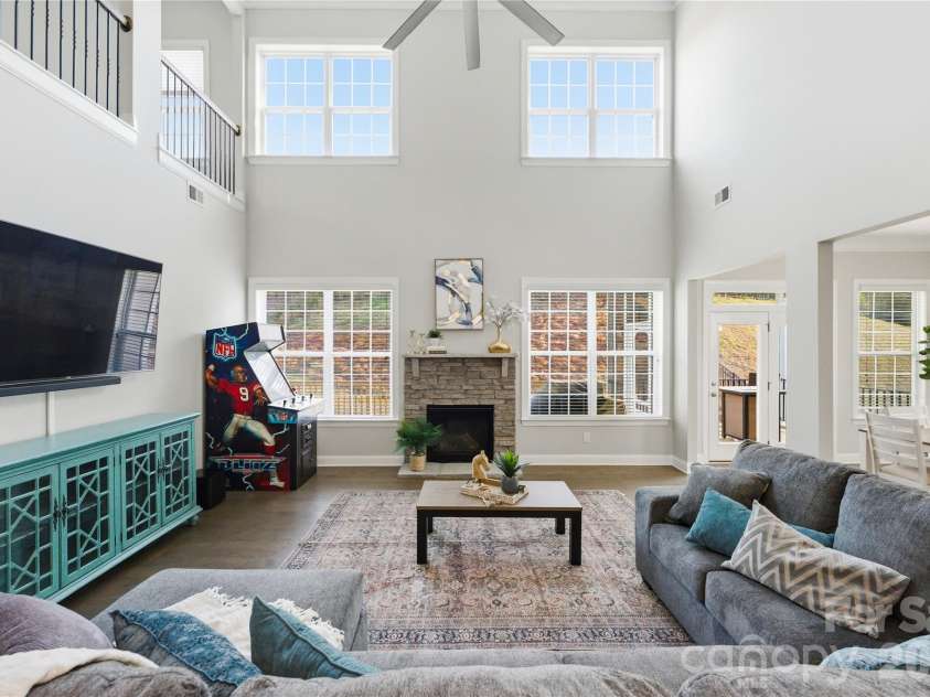 194 Forsythia Lane, Tega Cay, SC 29708.  MLS# CAR4317567, YatesRealty ID 13789. 