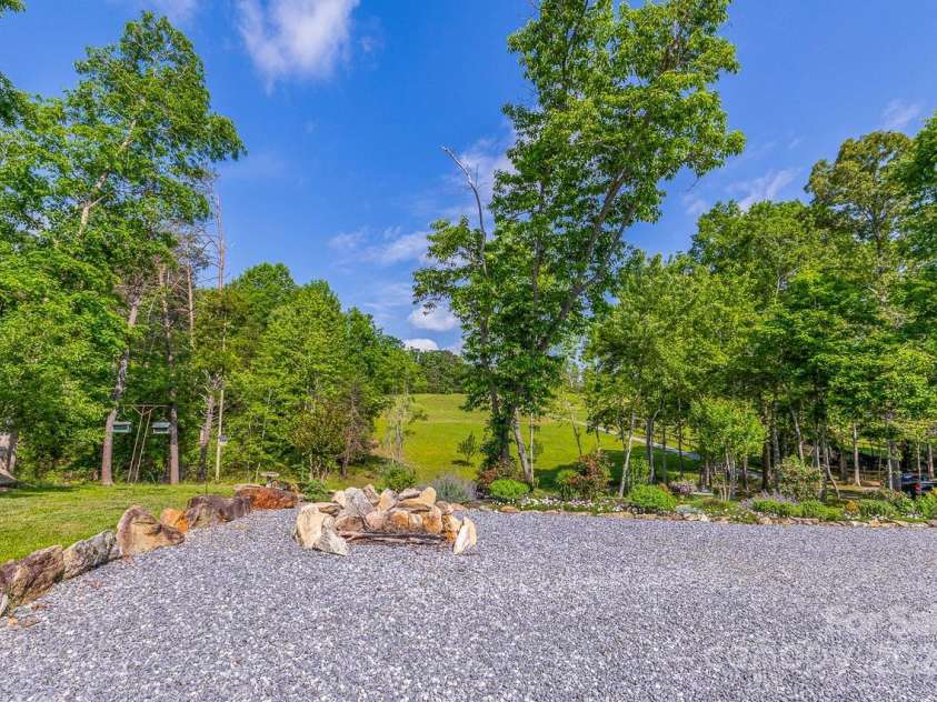 415 W V Thompson Road, Rutherfordton, NC 28139.  MLS# CAR4260302, YatesRealty ID 13789. 