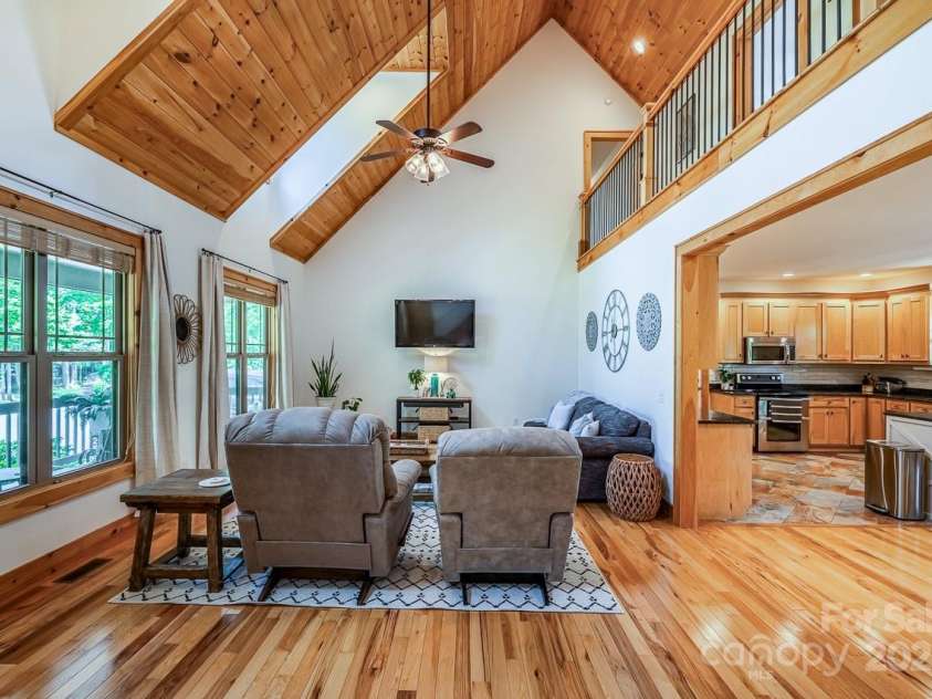 415 W V Thompson Road, Rutherfordton, NC 28139.  MLS# CAR4260302, YatesRealty ID 13789. 