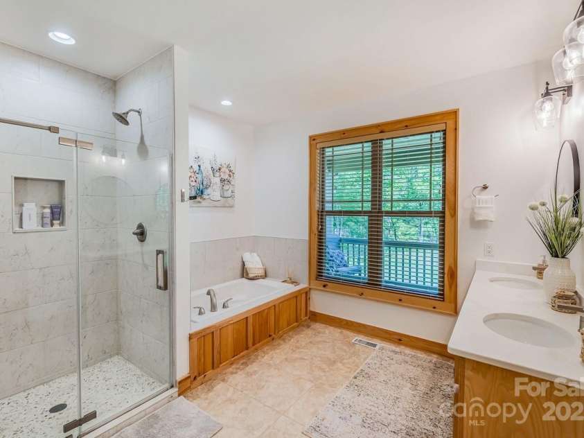 415 W V Thompson Road, Rutherfordton, NC 28139.  MLS# CAR4260302, YatesRealty ID 13789. 