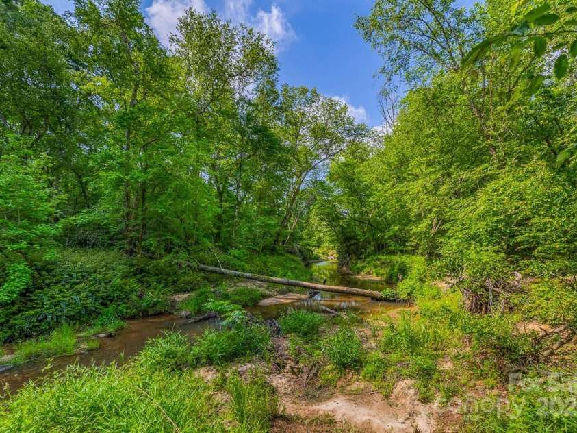 415 W V Thompson Road, Rutherfordton, NC 28139.  MLS# CAR4260302, YatesRealty ID 13789. 