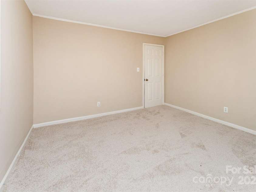 730 Marble Street, Charlotte, NC 28208.  MLS# CAR4260389, YatesRealty ID 13790. 