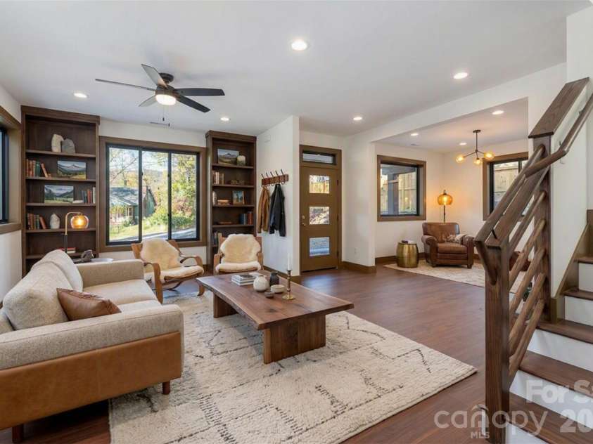 119 Bear Creek Road, Asheville, NC 28806.  MLS# CAR4315446, YatesRealty ID 13791. 