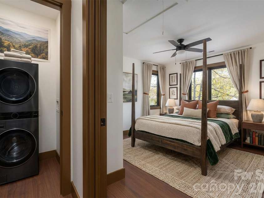 119 Bear Creek Road, Asheville, NC 28806.  MLS# CAR4315446, YatesRealty ID 13791. 
