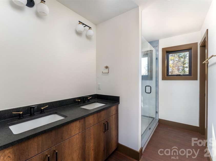 119 Bear Creek Road, Asheville, NC 28806.  MLS# CAR4315446, YatesRealty ID 13791. 
