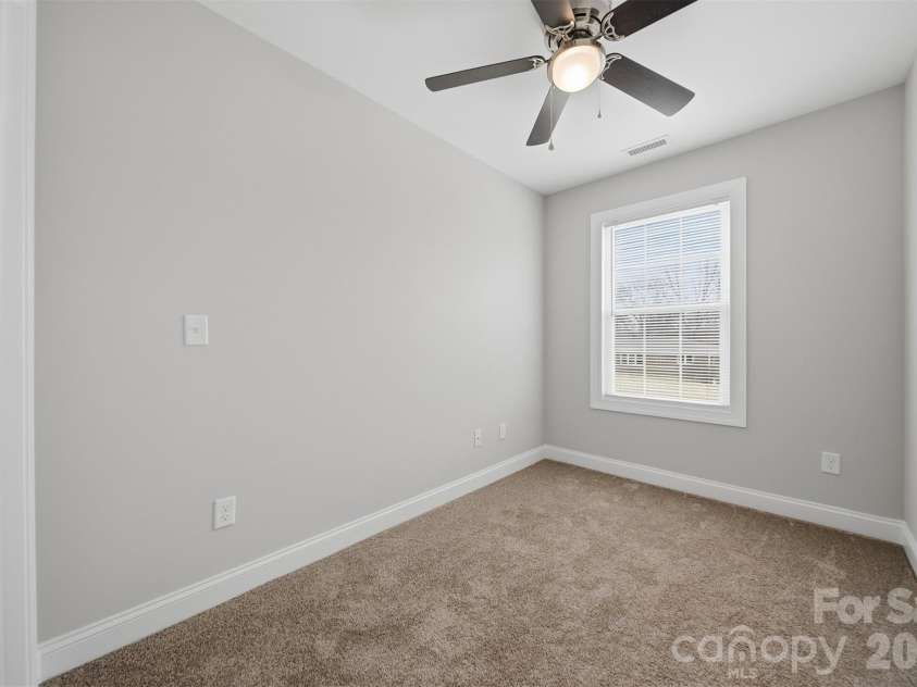 2650 14th Street, Hickory, NC 28601.  MLS# CAR4350279, YatesRealty ID 13792. 