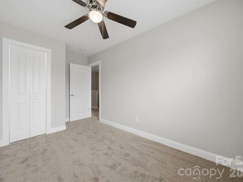 2650 14th Street, Hickory, NC 28601.  MLS# CAR4350279, YatesRealty ID 13792. 