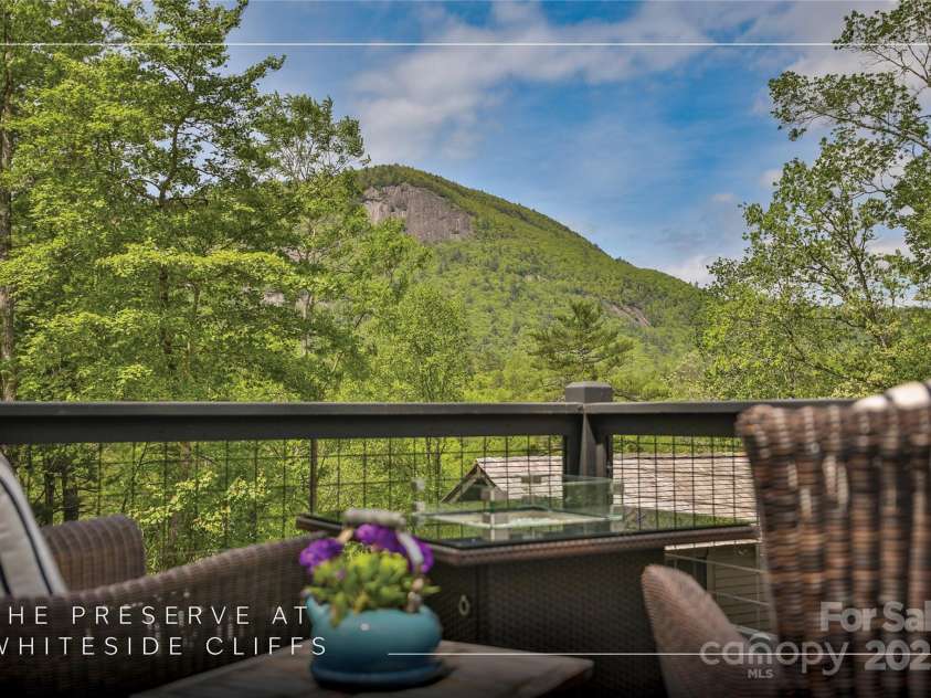 134 Rock Face Trail, Highlands, NC 28741.  MLS# CAR4260300, YatesRealty ID 13793. 