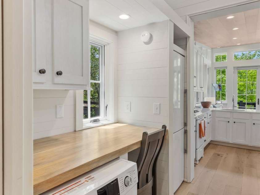 134 Rock Face Trail, Highlands, NC 28741.  MLS# CAR4260300, YatesRealty ID 13793. 