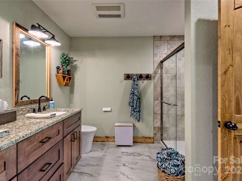 202 Wild Pear Lane, Franklin, NC 28734.  MLS# CAR4253510, YatesRealty ID 13794. 