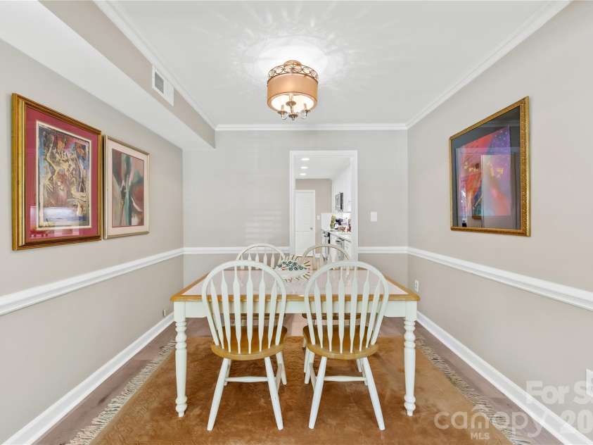4327 Silo Lane, Charlotte, NC 28226.  MLS# CAR4361202, YatesRealty ID 13795. Dining Room