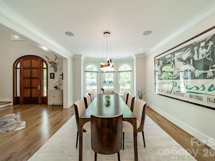 5400 Colony Road, Charlotte, NC 28226.  MLS# CAR4368103, YatesRealty ID 13796. 