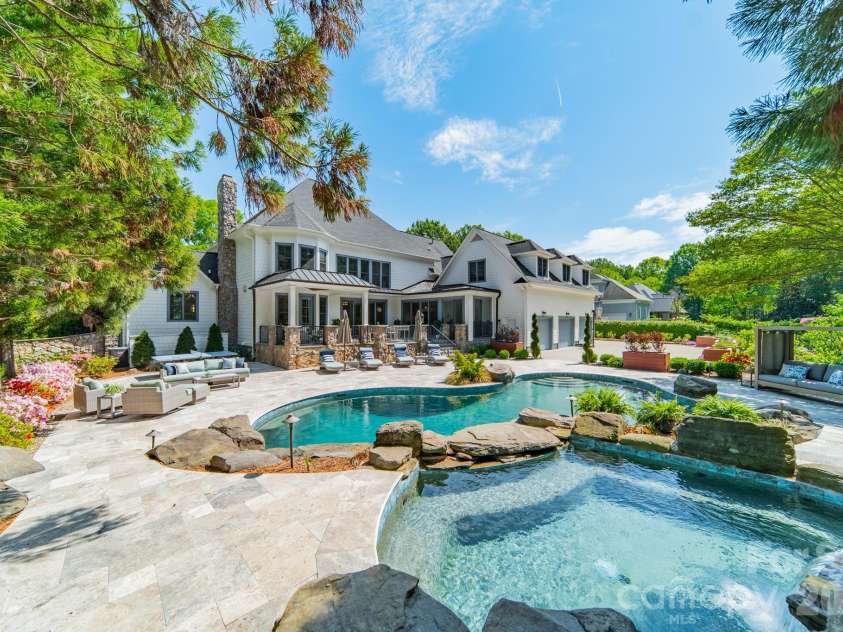 5400 Colony Road, Charlotte, NC 28226.  MLS# CAR4368103, YatesRealty ID 13796. 