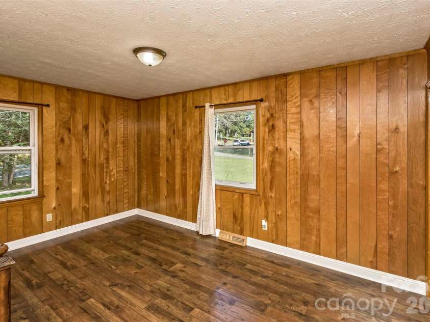 30 Valley Hill Drive, Canton, NC 28716.  MLS# CAR4364203, YatesRealty ID 13798. Bedroom 3