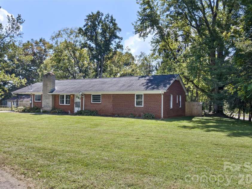30 Valley Hill Drive, Canton, NC 28716.  MLS# CAR4364203, YatesRealty ID 13798. Front View