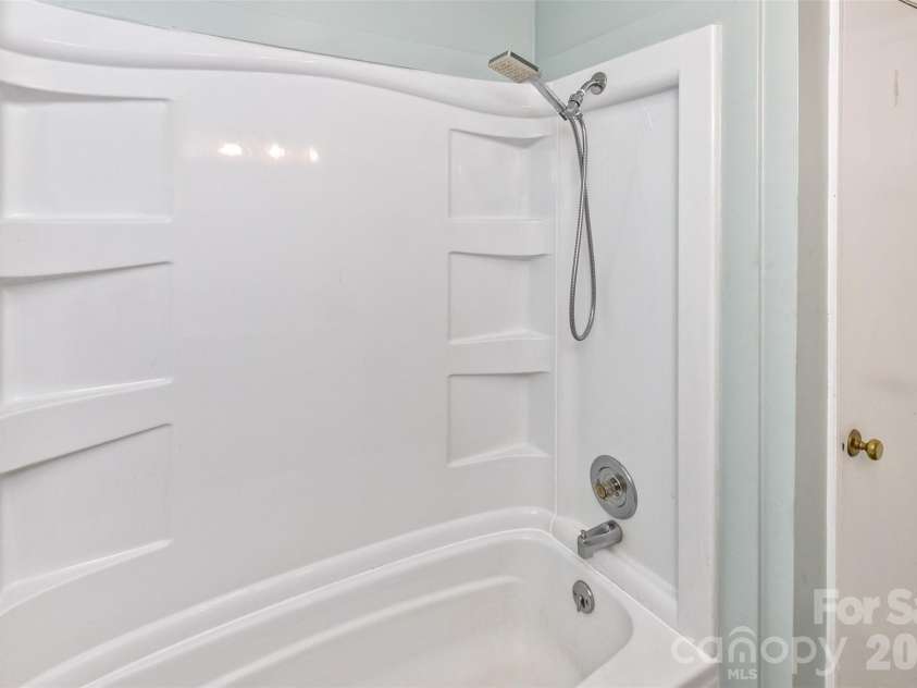 30 Valley Hill Drive, Canton, NC 28716.  MLS# CAR4364203, YatesRealty ID 13798. Hall Bath