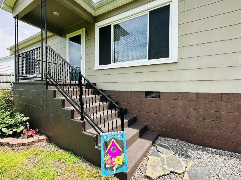 421 Bethel Road, Morganton, NC 28655.  MLS# CAR4256850, YatesRealty ID 13799. 