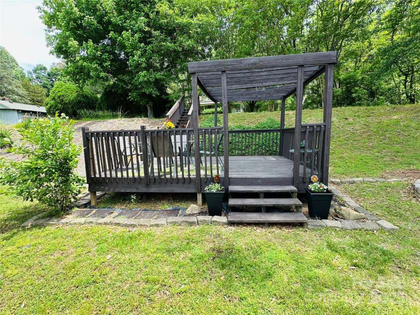 421 Bethel Road, Morganton, NC 28655.  MLS# CAR4256850, YatesRealty ID 13799. 