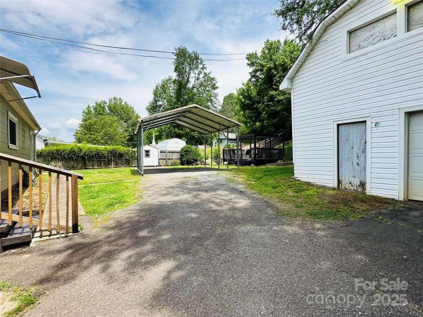 421 Bethel Road, Morganton, NC 28655.  MLS# CAR4256850, YatesRealty ID 13799. 