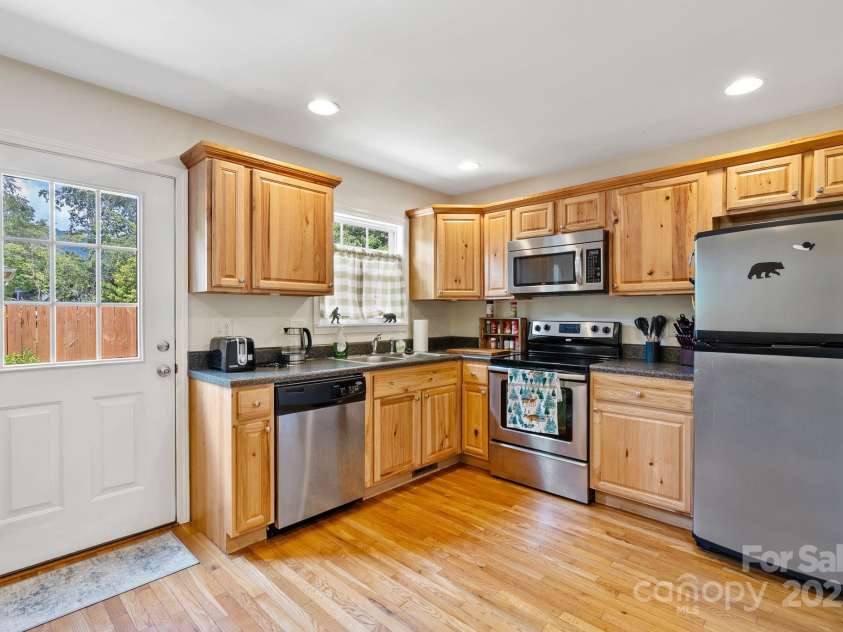 212 & 214 Portmanvilla Road, Black Mountain, NC 28711.  MLS# CAR4278450, YatesRealty ID 138. 