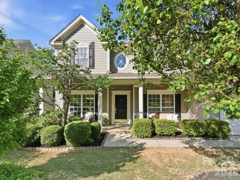 10246 Tintinhull Drive, Fort Mill, SC 29707.  MLS# CAR4368054, YatesRealty ID 13801. 