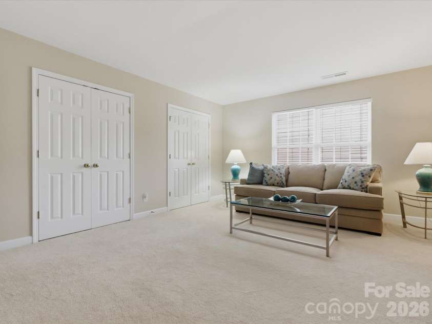 10246 Tintinhull Drive, Fort Mill, SC 29707.  MLS# CAR4368054, YatesRealty ID 13801. 