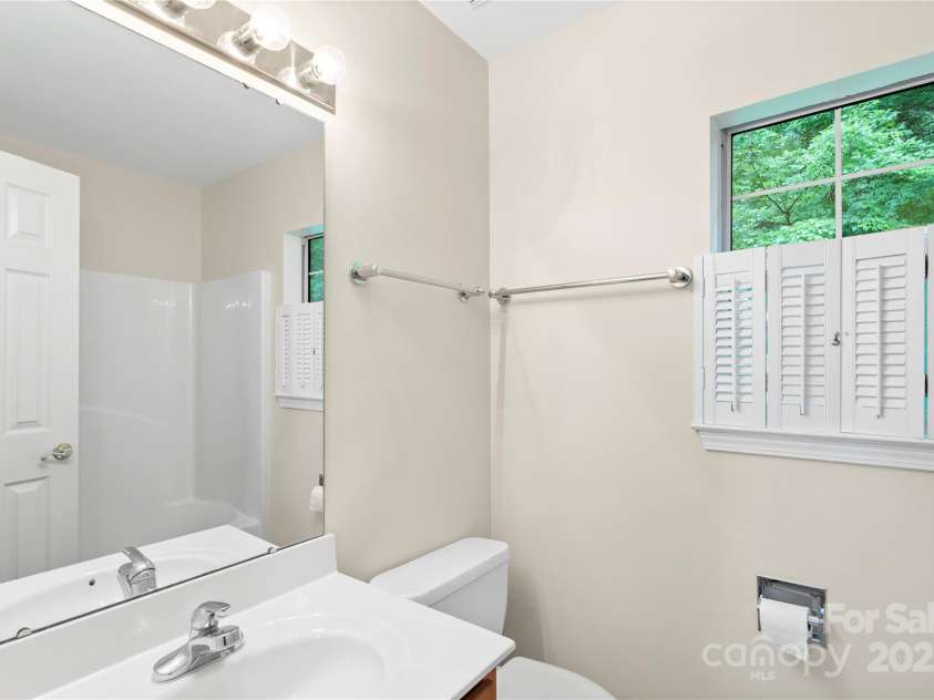 8302 Holbrook Square Court, Charlotte, NC 28216.  MLS# CAR4258996, YatesRealty ID 13802. 