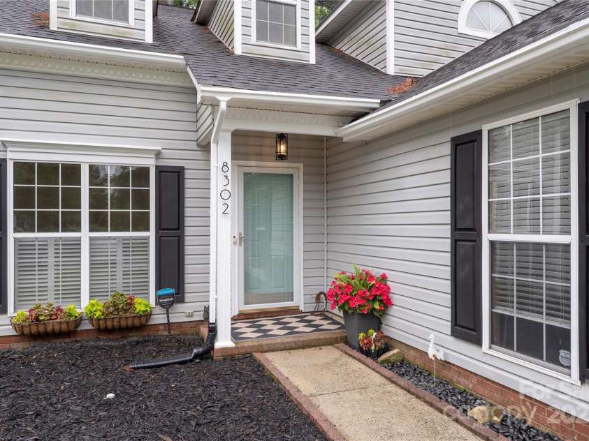 8302 Holbrook Square Court, Charlotte, NC 28216.  MLS# CAR4258996, YatesRealty ID 13802. 
