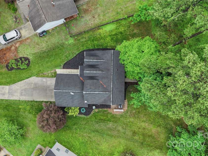 8302 Holbrook Square Court, Charlotte, NC 28216.  MLS# CAR4258996, YatesRealty ID 13802. 