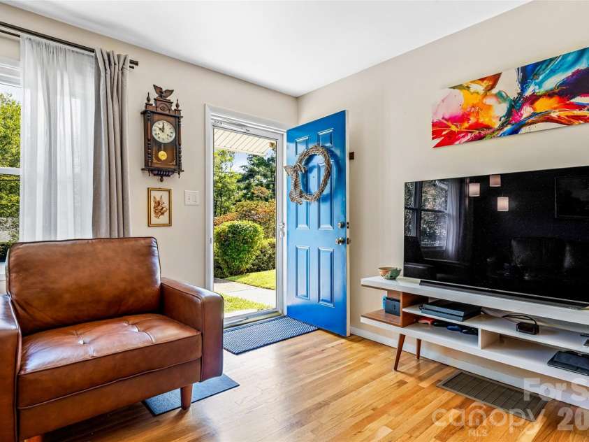 59 Greeley Street, Asheville, NC 28806.  MLS# CAR4363261, YatesRealty ID 13803. 