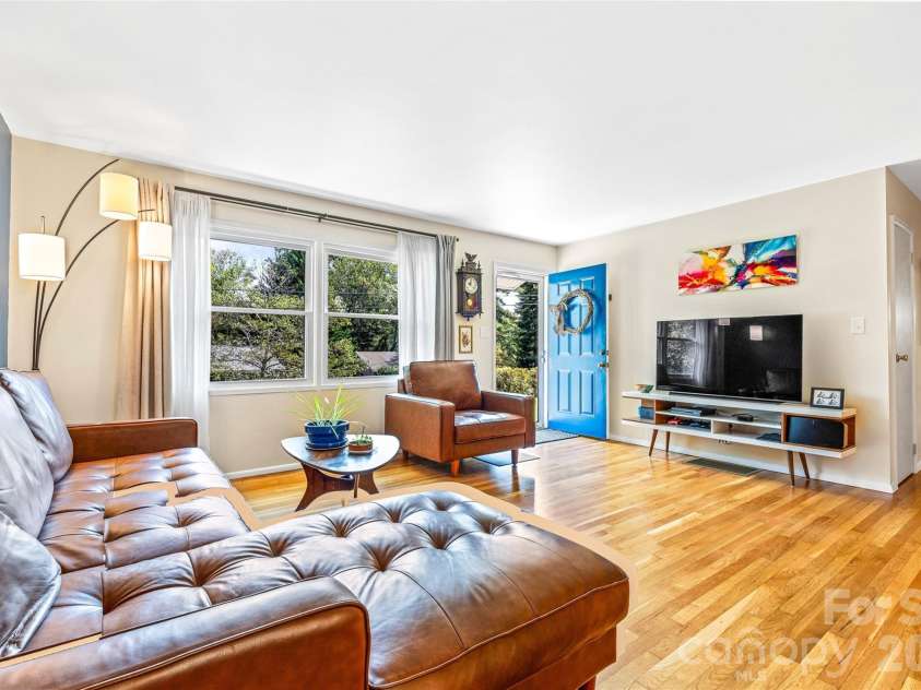 59 Greeley Street, Asheville, NC 28806.  MLS# CAR4363261, YatesRealty ID 13803. 