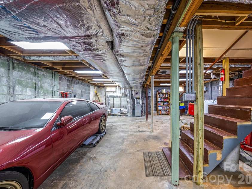 59 Greeley Street, Asheville, NC 28806.  MLS# CAR4363261, YatesRealty ID 13803. 