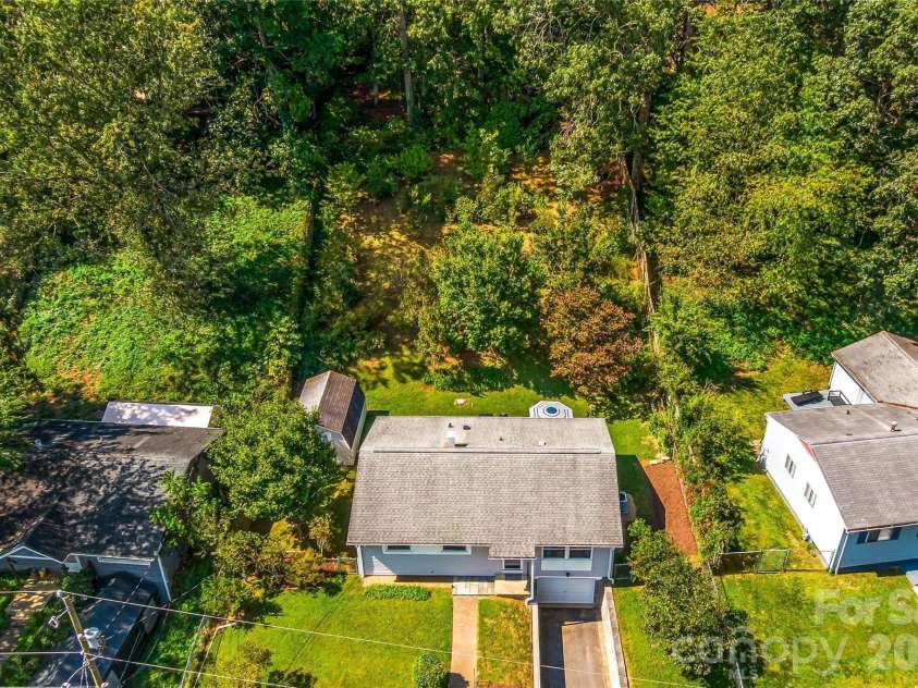 59 Greeley Street, Asheville, NC 28806.  MLS# CAR4363261, YatesRealty ID 13803. 