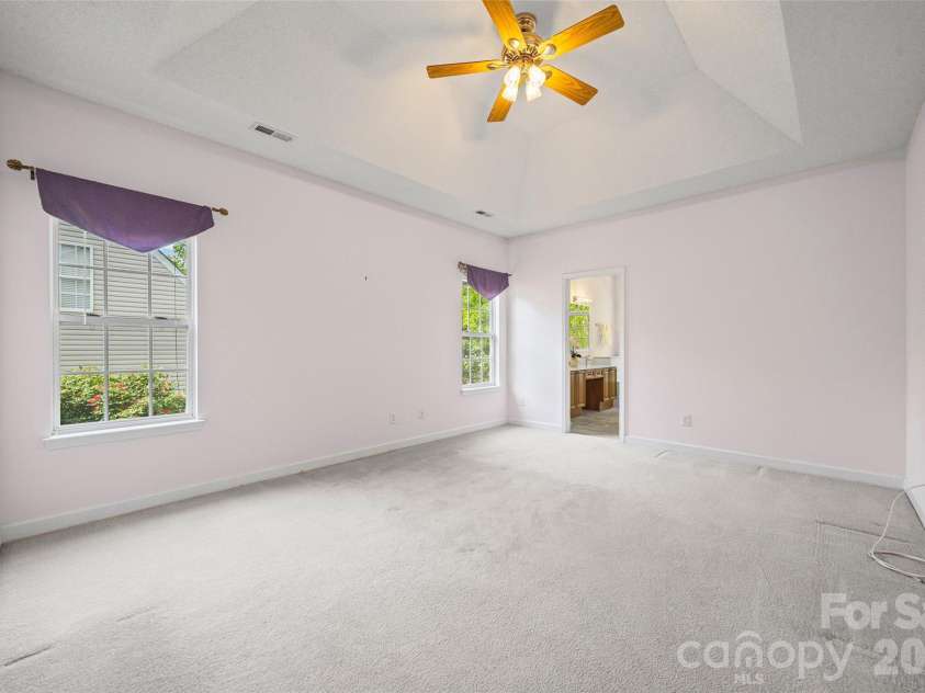127 Nims Spring Drive, Fort Mill, SC 29715.  MLS# CAR4368762, YatesRealty ID 13804. 