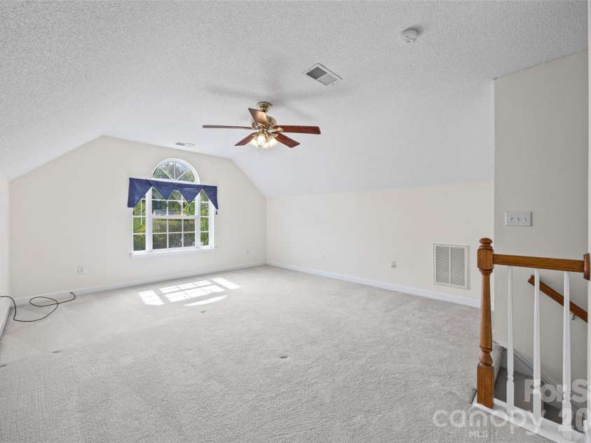 127 Nims Spring Drive, Fort Mill, SC 29715.  MLS# CAR4368762, YatesRealty ID 13804. 