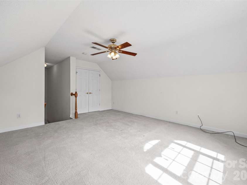 127 Nims Spring Drive, Fort Mill, SC 29715.  MLS# CAR4368762, YatesRealty ID 13804. 