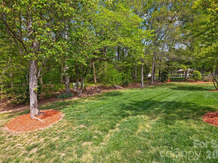 127 Nims Spring Drive, Fort Mill, SC 29715.  MLS# CAR4368762, YatesRealty ID 13804. 