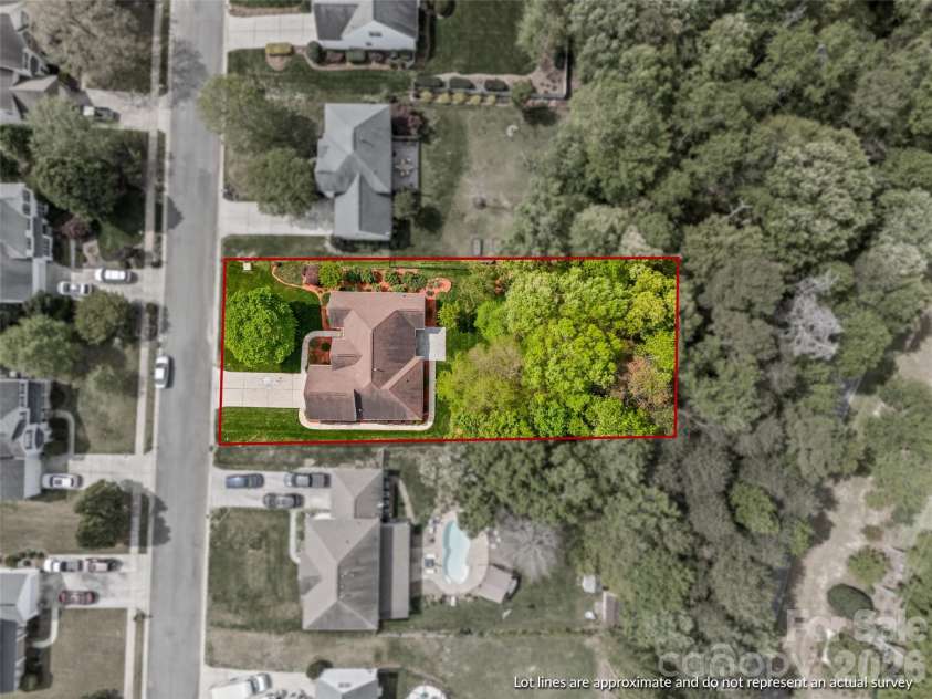 127 Nims Spring Drive, Fort Mill, SC 29715.  MLS# CAR4368762, YatesRealty ID 13804. 