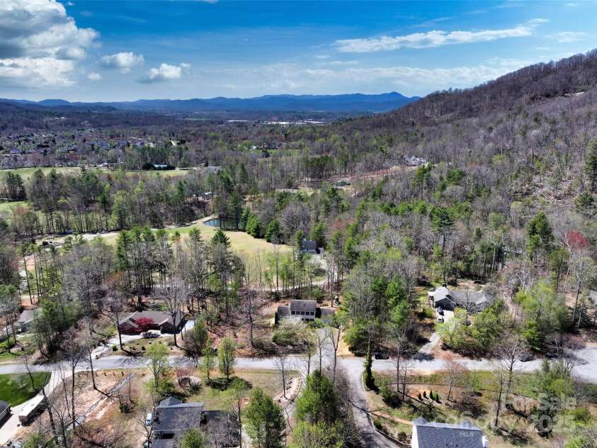 15 Doshia Lane, Fletcher, NC 28732.  MLS# CAR4240662, YatesRealty ID 13804. 