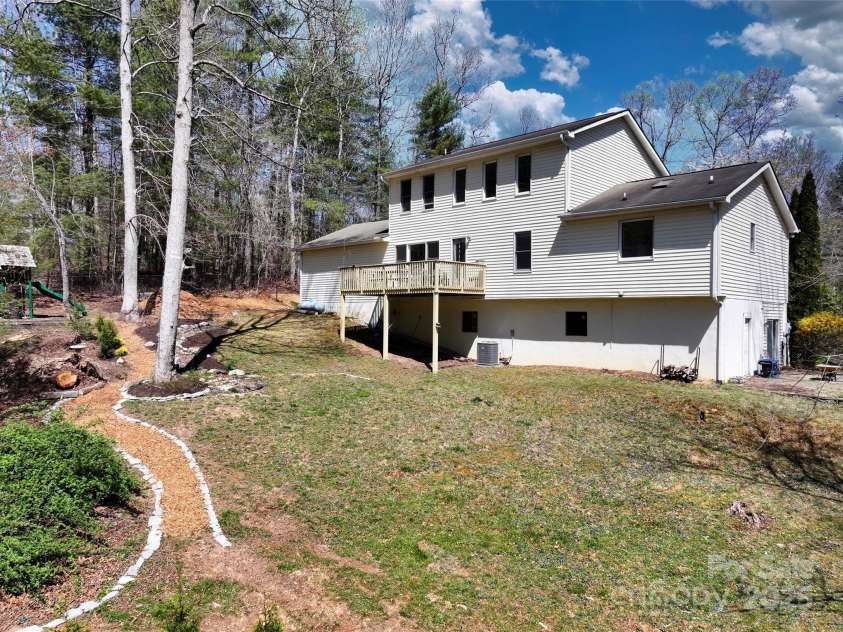 15 Doshia Lane, Fletcher, NC 28732.  MLS# CAR4240662, YatesRealty ID 13804. 
