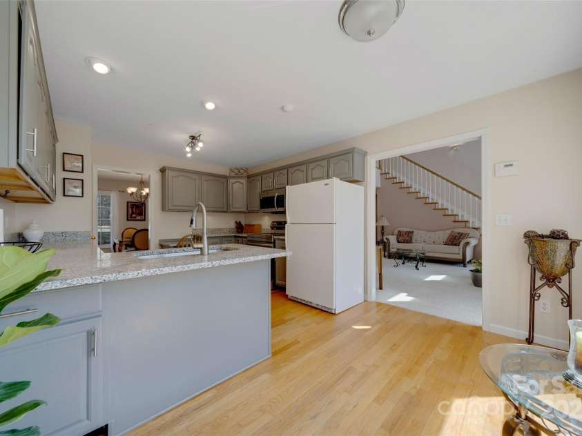 15 Doshia Lane, Fletcher, NC 28732.  MLS# CAR4240662, YatesRealty ID 13804. 