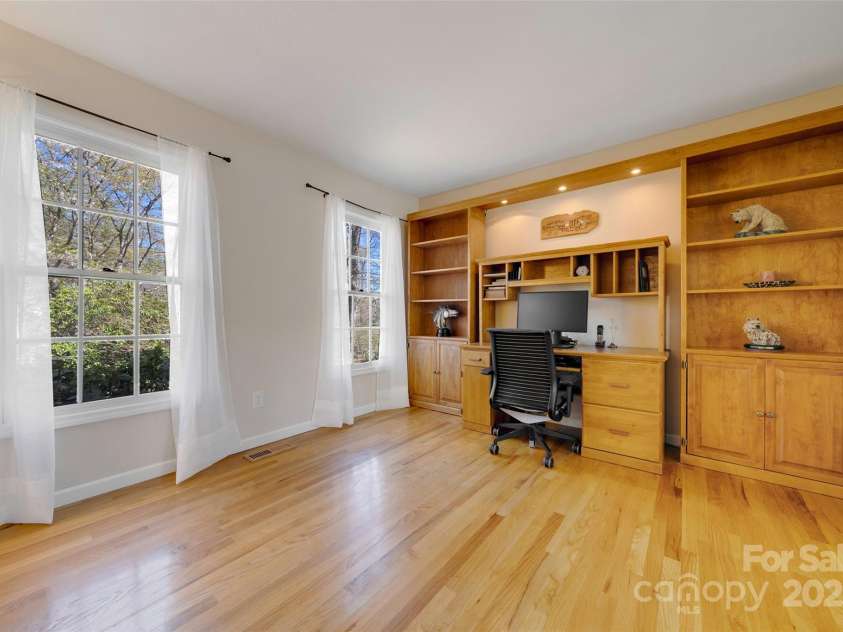 15 Doshia Lane, Fletcher, NC 28732.  MLS# CAR4240662, YatesRealty ID 13804. 