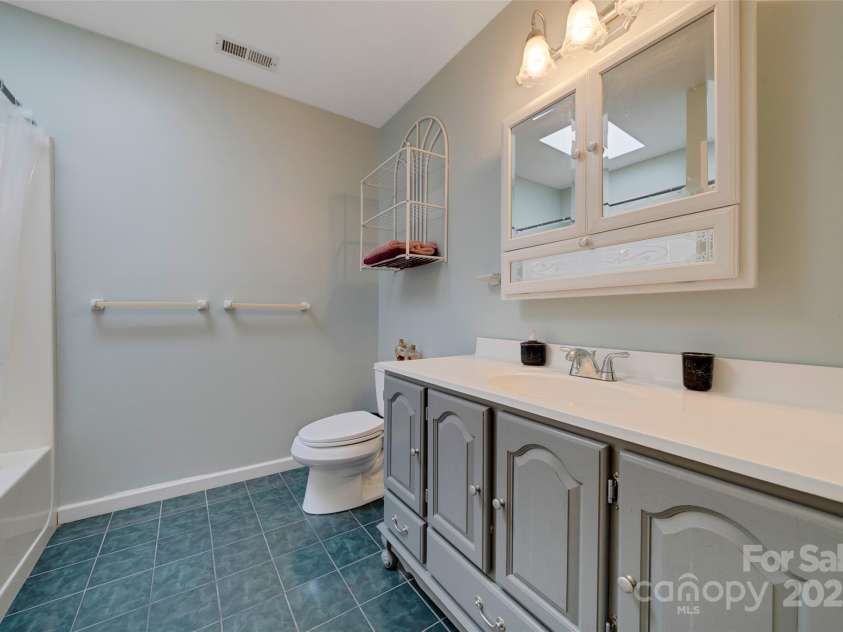 15 Doshia Lane, Fletcher, NC 28732.  MLS# CAR4240662, YatesRealty ID 13804. 