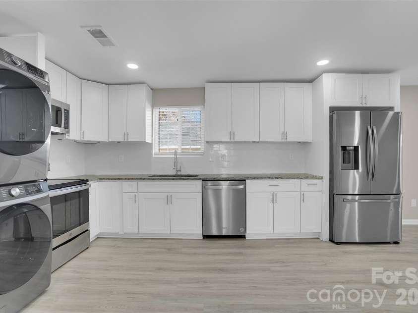 811 Mable Avenue, Kannapolis, NC 28083.  MLS# CAR4326559, YatesRealty ID 13805. 