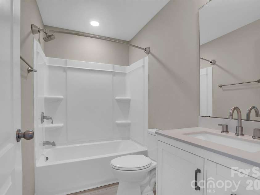 811 Mable Avenue, Kannapolis, NC 28083.  MLS# CAR4326559, YatesRealty ID 13805. 