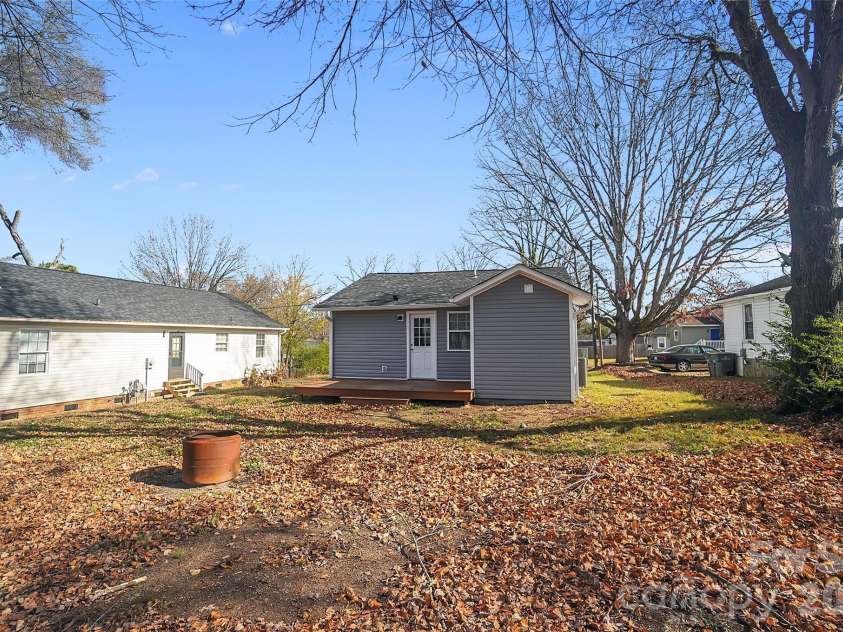 811 Mable Avenue, Kannapolis, NC 28083.  MLS# CAR4326559, YatesRealty ID 13805. 