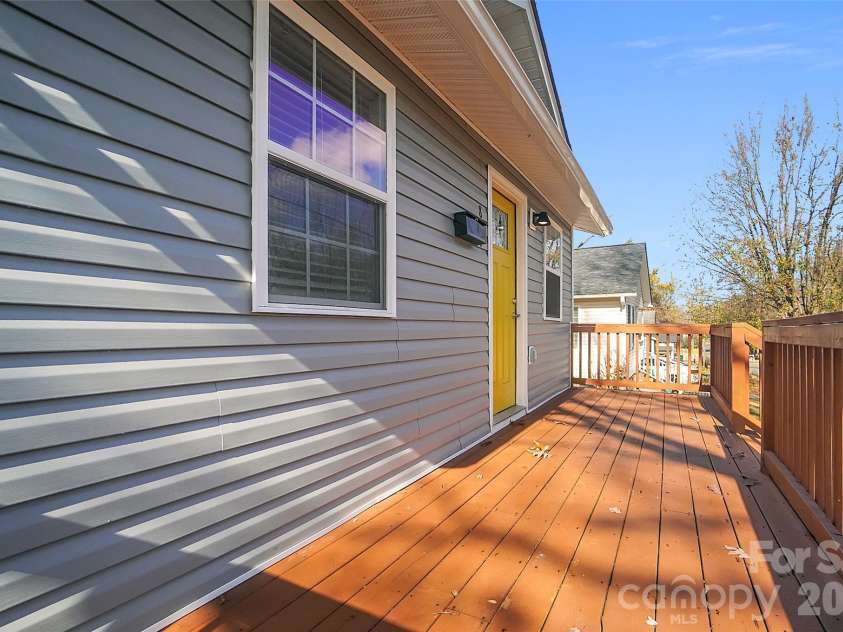 811 Mable Avenue, Kannapolis, NC 28083.  MLS# CAR4326559, YatesRealty ID 13805. 