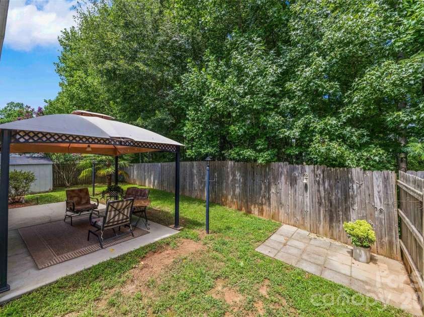 746 Ladino Lane, Clover, SC 29710.  MLS# CAR4403509, YatesRealty ID 13807. Back Patio
