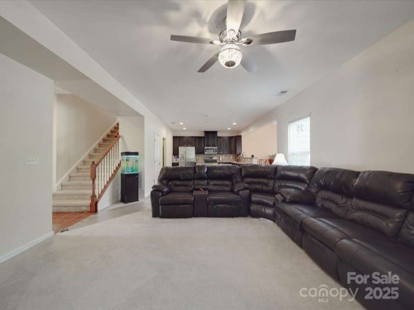 848 Wingthorn Rose Drive, Gastonia, NC 28056.  MLS# CAR4242063, YatesRealty ID 13807. 